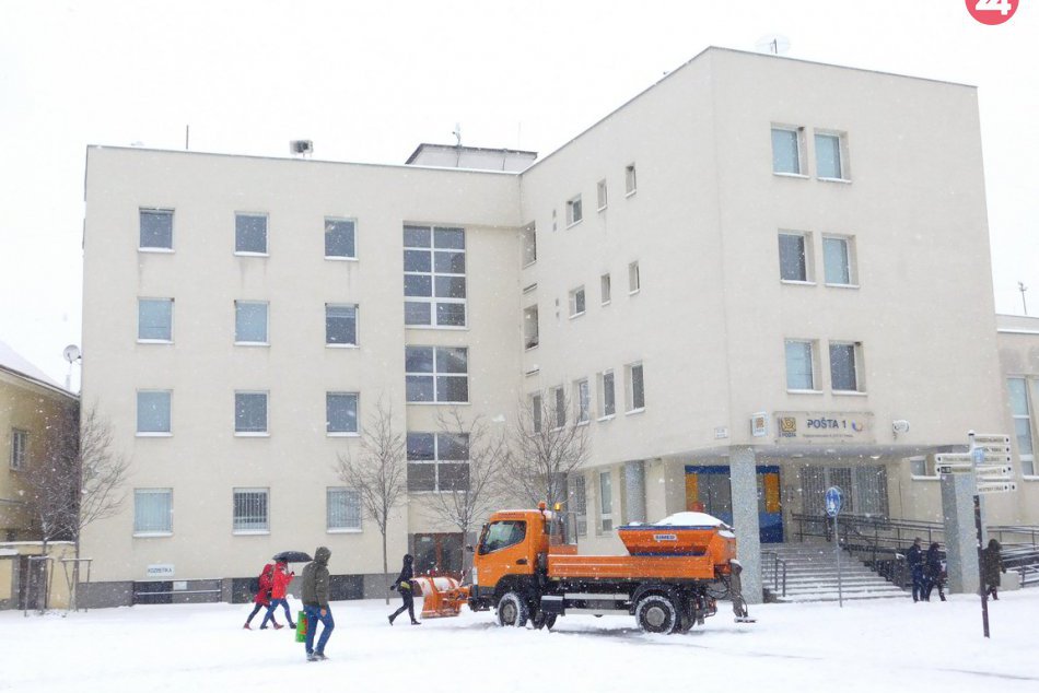 Ilustračný obrázok k článku Trnava nehľadá pracovníkov aktivačných prác a väzňov: Zimnú údržbu robia dve spoločnosti