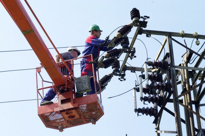 Ilustračný obrázok k článku Prerušenie distribúcie elektriny: V septembri sa odstávke nevyhnú viaceré ulice