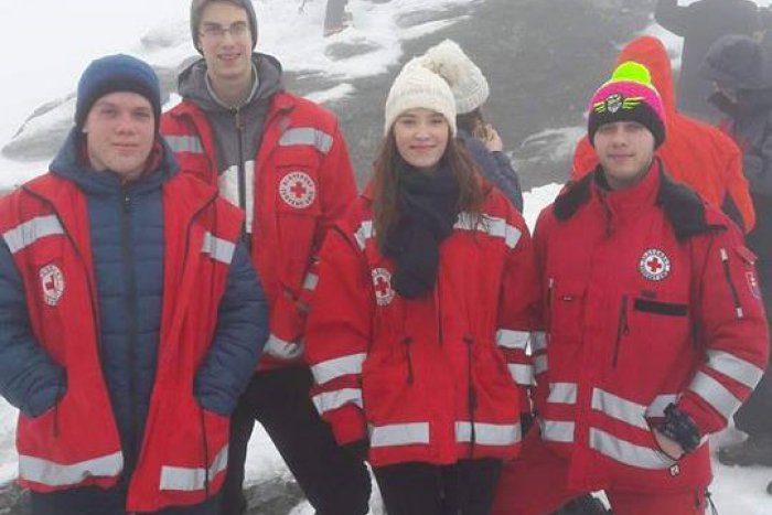 Ilustračný obrázok k článku Hrdinský počin rožňavských gymnazistov: Pomohli zachrániť ľudský život, FOTO!