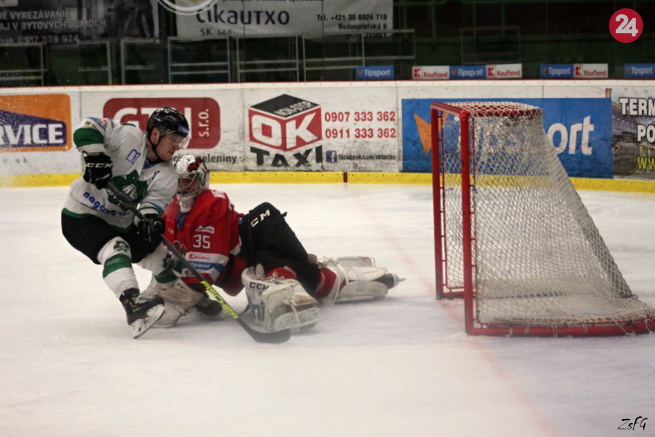 Ilustračný obrázok k článku Duel s majstrom priniesol dobrý hokej: Tri body ostali v Nových Zámkoch, FOTO