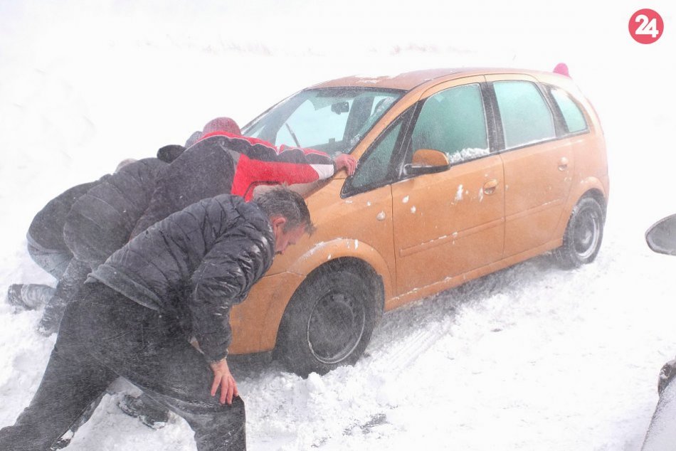 Ilustračný obrázok k článku Autá v mrazivom počasí trpia viac ako počas leta: Studený motor nevytáčajte