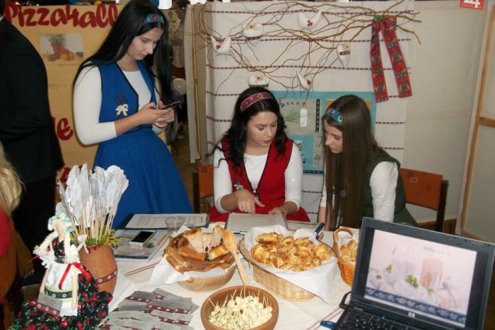 Ilustračný obrázok k článku Do Šale zavíta študentská elita: Odpália 10. ročník Kontraktačného dňa