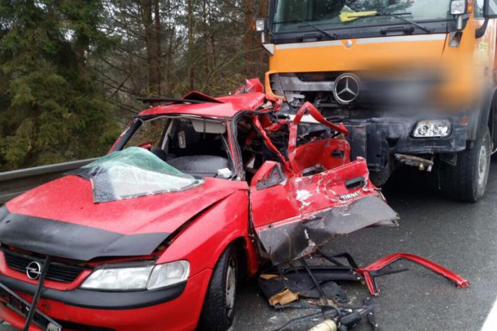 Ilustračný obrázok k článku Tragédia na Spiši: Vodička zahynula po zrážke s cestárskym autom, FOTO