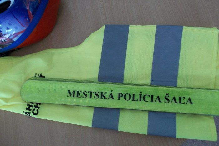 Ilustračný obrázok k článku Január v znamení KRIMI: Šalianski policajti riešili alkohol aj pichnutie nožom