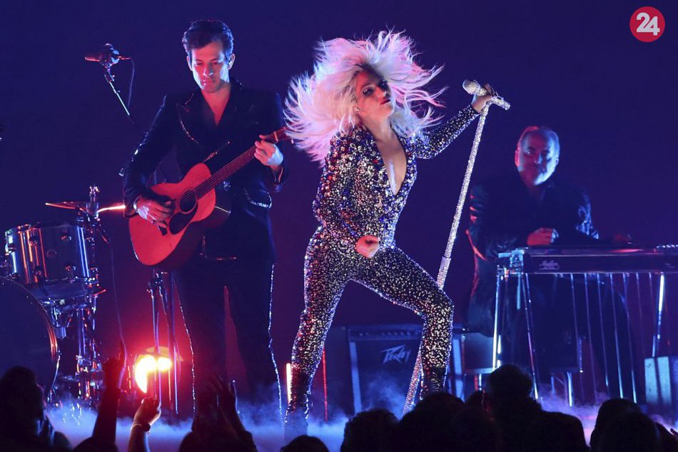 Ilustračný obrázok k článku Udelili ceny Grammy: Bodovala Lady Gaga i Childish Gambino, FOTO