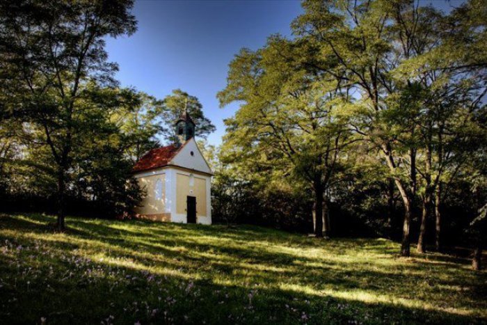 Ilustračný obrázok k článku Pribudne v Moravciach národná kultúrna pamiatka? Status by mala získať kalvária