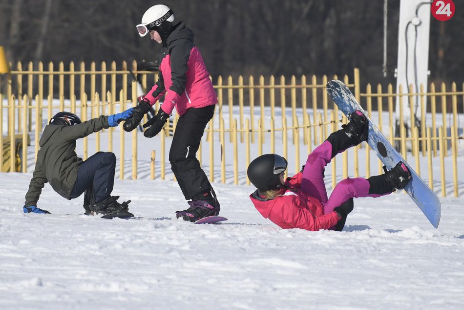 Ilustračný obrázok k článku FOTO: Takto šantia prázdninujúce deti v lyžiarskom prímestskom stredisku Jahodná