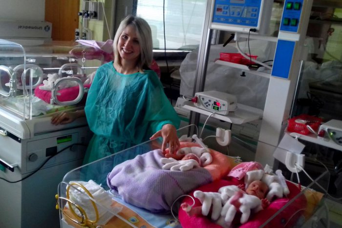 Ilustračný obrázok k článku Znásobená radosť v bystrickej nemocnici: Po rokoch sa v nej znova narodili trojičky