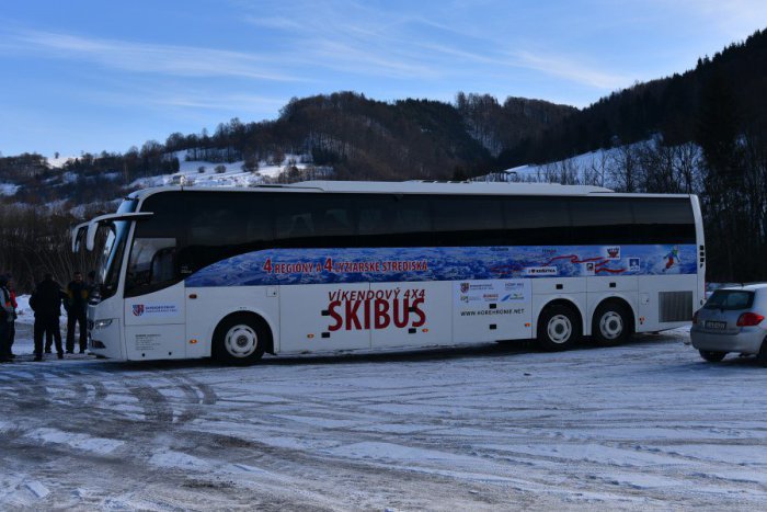 Ilustračný obrázok k článku Skibus vozí lyžiarov zo Šalgotarjánu cez Lučenec až na Horehronie. Vyhrať cestu a skipas môžete aj vy!