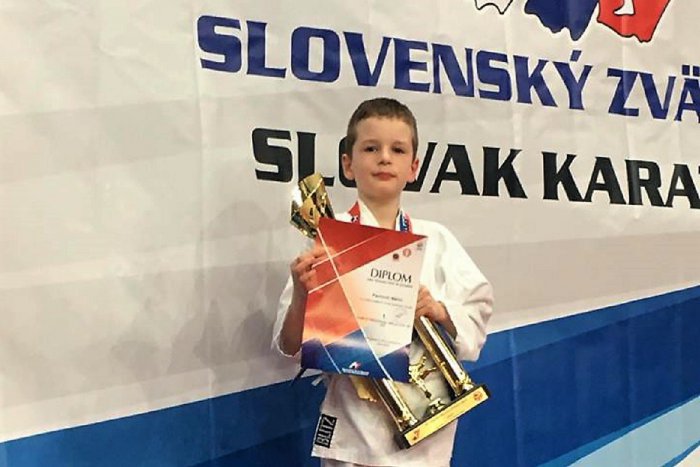 Ilustračný obrázok k článku Úspech žilinských karatistov: 5 medailí z víkendového GRAND PRIX SLOVAKIA