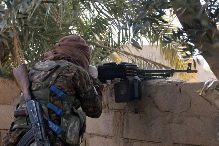 Ilustračný obrázok k článku Dobýjanie poslednej bašty Islamského štátu: IS používa civilistov ako ľudské štíty