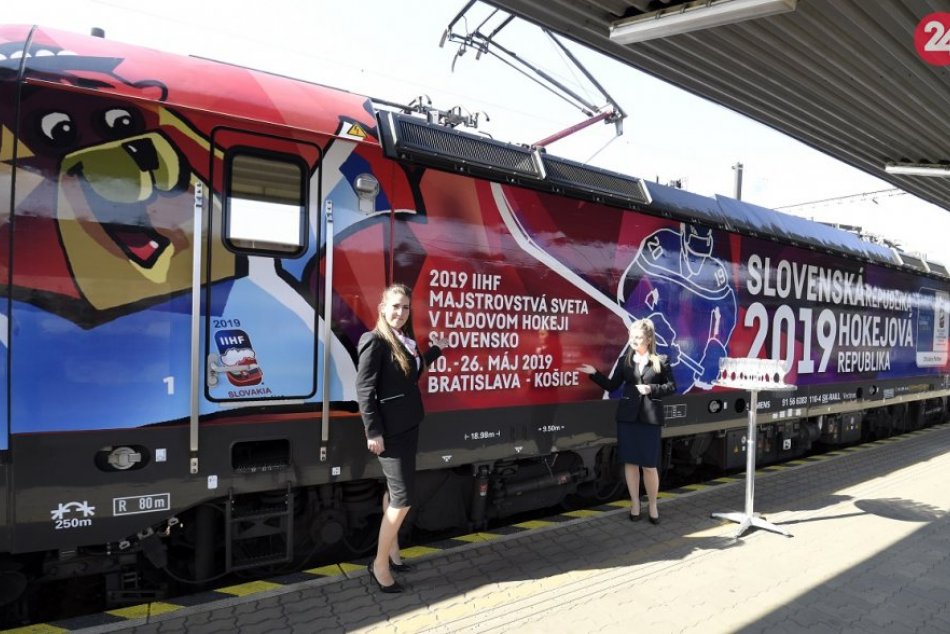 Ilustračný obrázok k článku Počas hokejových majstrovstiev prepravili IC vlaky vyše 19-tisíc cestujúcich, zvlášť obľúbený bol Macejko