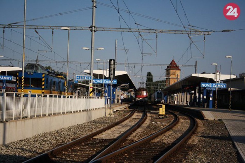 Ilustračný obrázok k článku Pri Nových Zámkoch začne železničná výluka: Pripravená je náhradná doprava