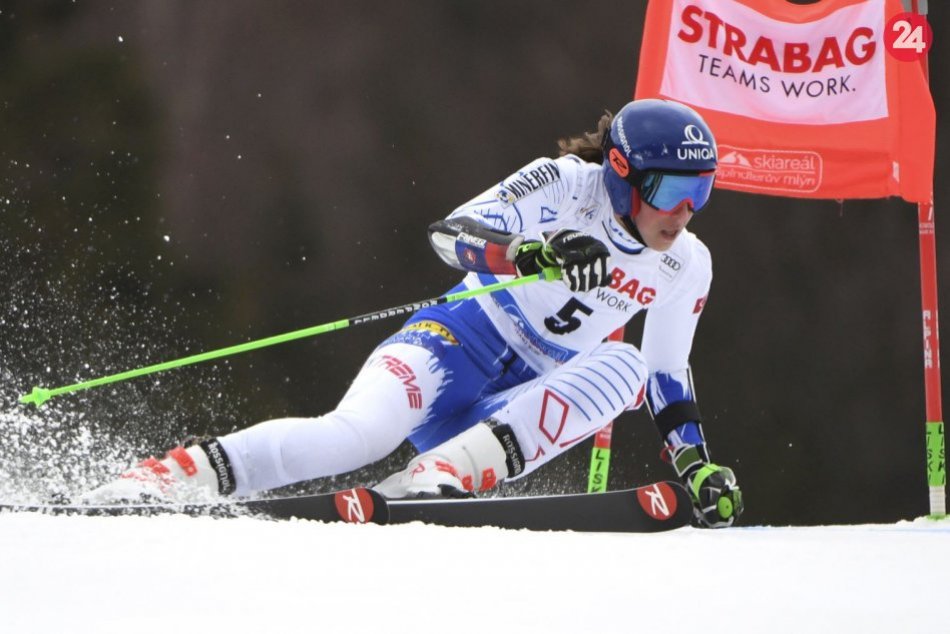 Ilustračný obrázok k článku Fantastický výkon Vlhovej: V 1. kole obrovského slalomu odstavila rivalky, FOTO