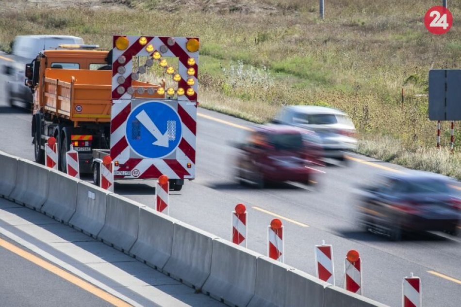 Ilustračný obrázok k článku Vodiči, na diaľnici zbystrite pozornosť: ÚSEK s obmedzením
