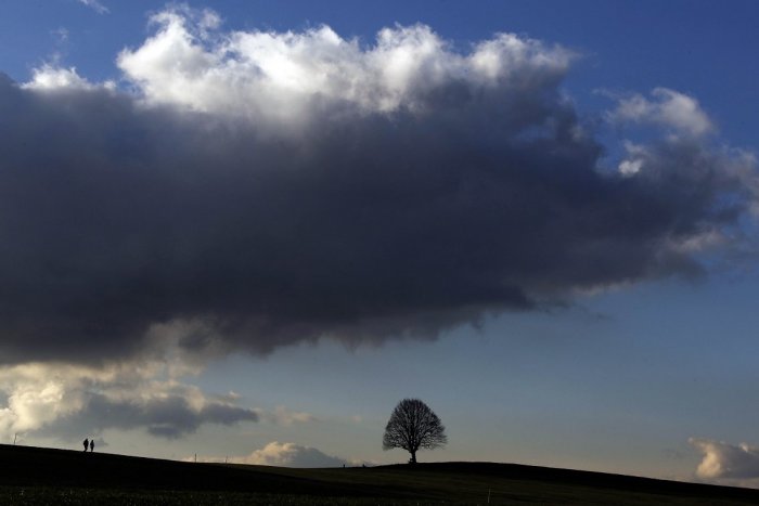 Ilustračný obrázok k článku RANNÁ ŠTVORKA: V stredu sa doženú mraky aj občasný dážď, teploty do 9 °C