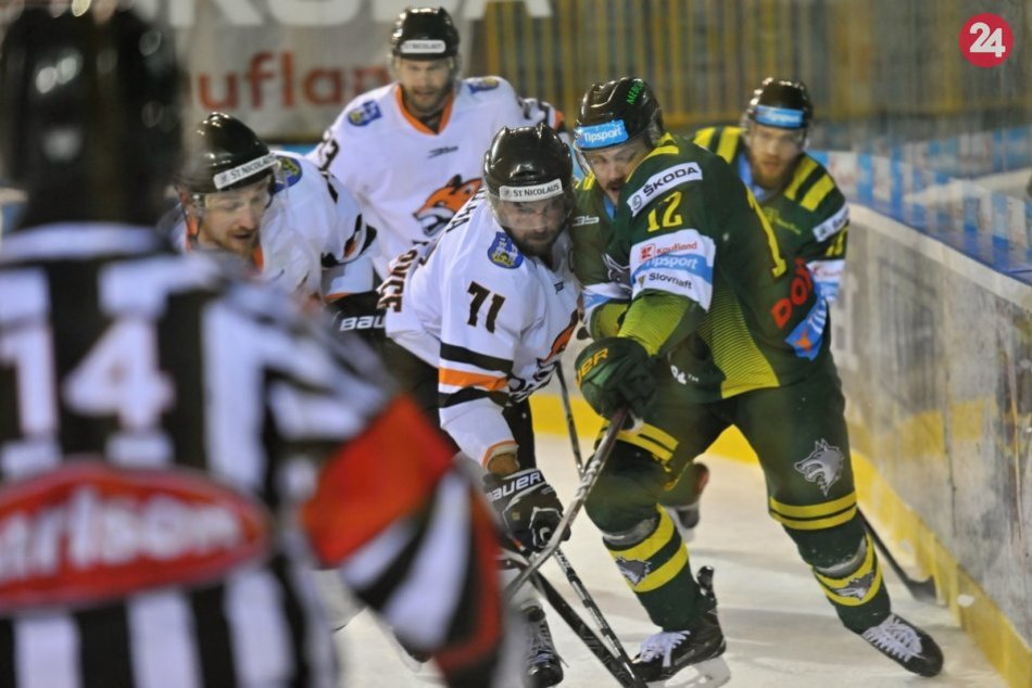 Ilustračný obrázok k článku Michalovských hokejistov čaká posledný duel sezóny: Čo vraví Erik Piatak či tréner Chudý?