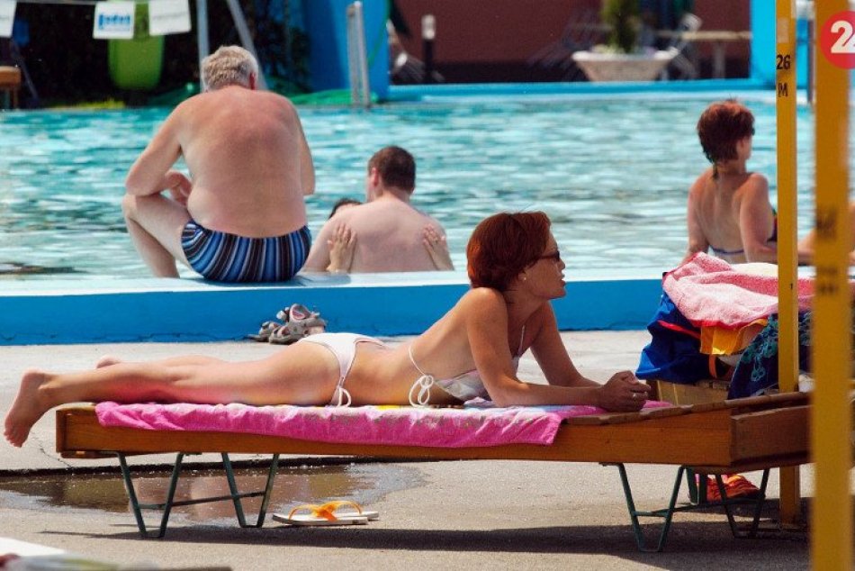 Ilustračný obrázok k článku Vybehnite na Vadaš:  Na kúpalisku štartuje letná sezóna