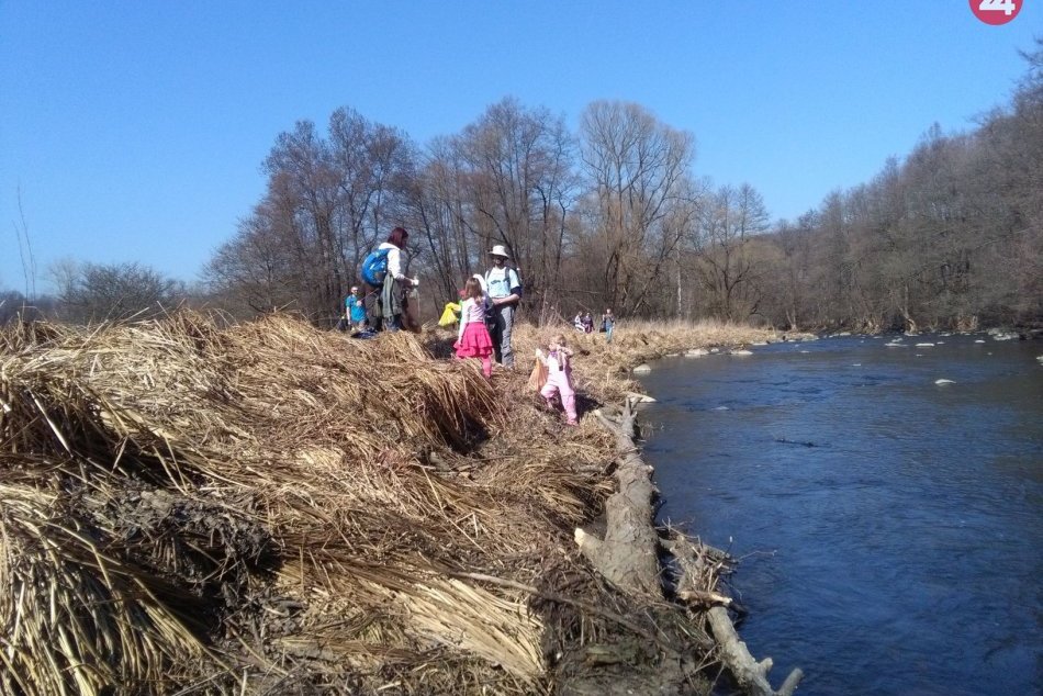 Ilustračný obrázok k článku Desiatky dobrovoľníkov čistili okolie rieky Slatina. Tento druh odpadu dominoval