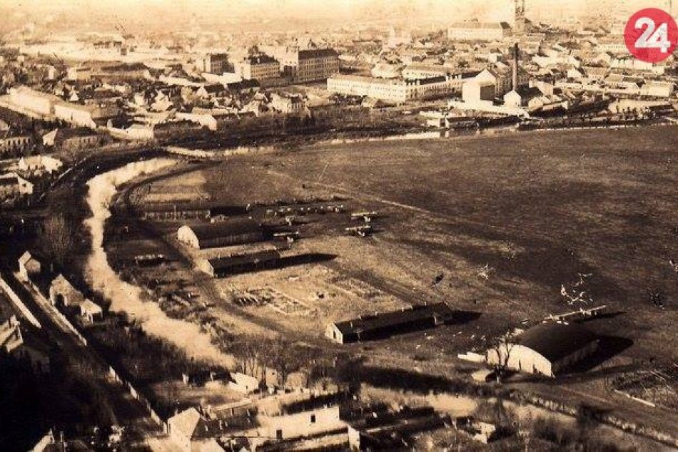 Ilustračný obrázok k článku Prvé letisko v Nitre vzniklo pred 100 rokmi: Malo vlastnú továreň, VIDEO