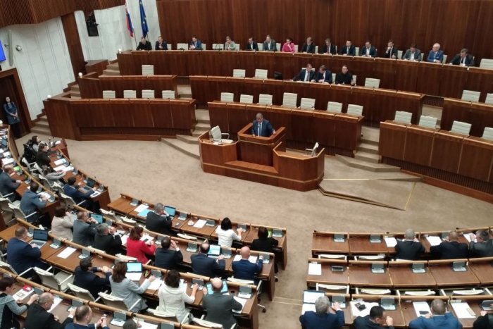 Ilustračný obrázok k článku SVET O SLOVENSKU:  Ženy v parlamente? Aj Rwanda je na tom lepšie