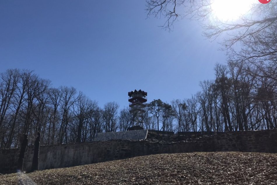 Ilustračný obrázok k článku Ako využiť leto? Aj na vzdelávanie. Letná škola priblíži spracovanie dát z laserového skenovania krajiny