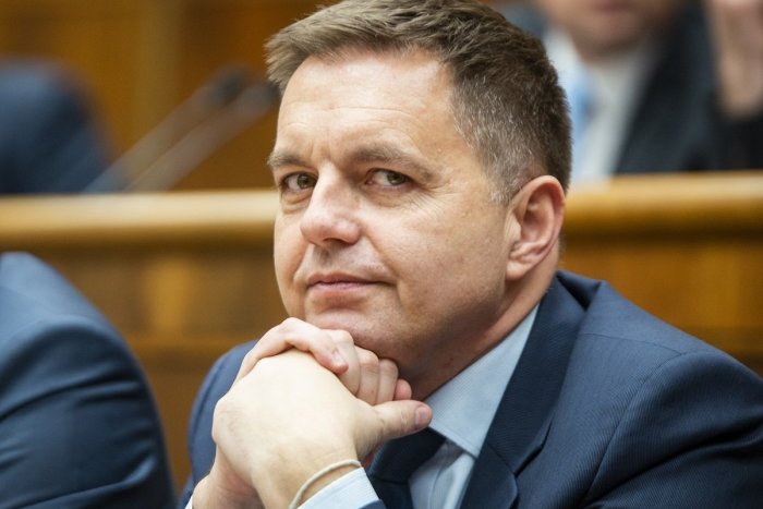 Ilustračný obrázok k článku Bankový odvod nebude. Ministerstvo financií ustúpilo