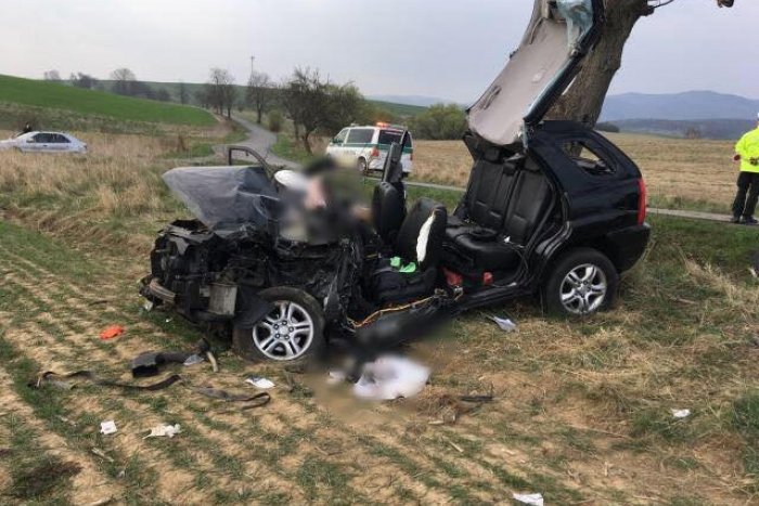 Ilustračný obrázok k článku Pri Zvolene došlo k tragédii: Vodička zomrela, 2 spolujazdci zranení, FOTO