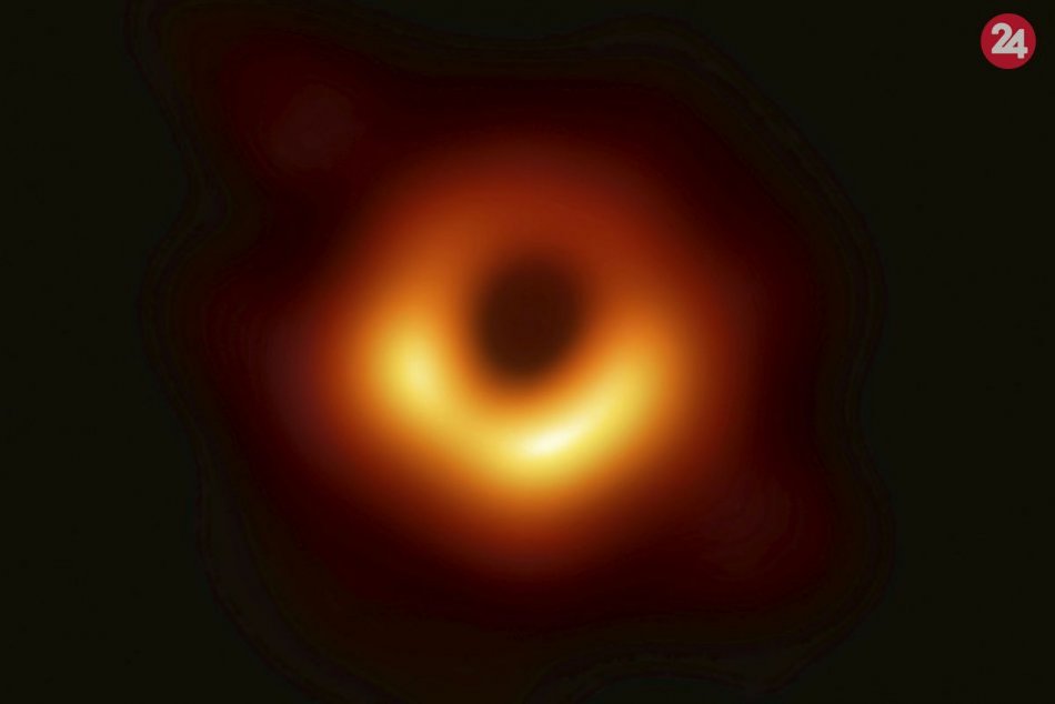 Ilustračný obrázok k článku Nemožné sa stalo skutočnosťou: Po prvýkrát odfotografovali čiernu dieru