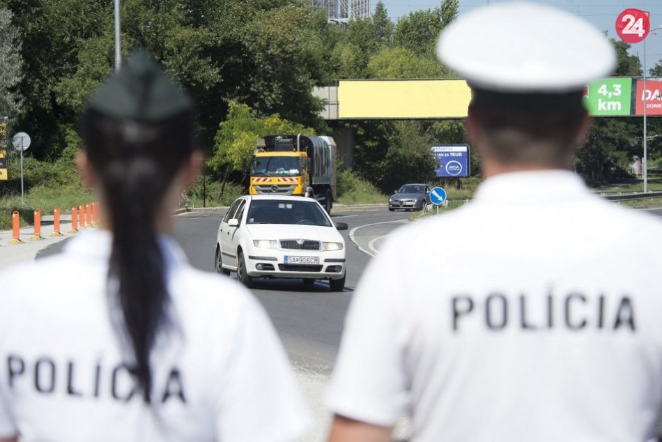 Ilustračný obrázok k článku Týždenný PREHĽAD pre vodičov: Tieto policajné autá sa chystajú na žilinské cesty