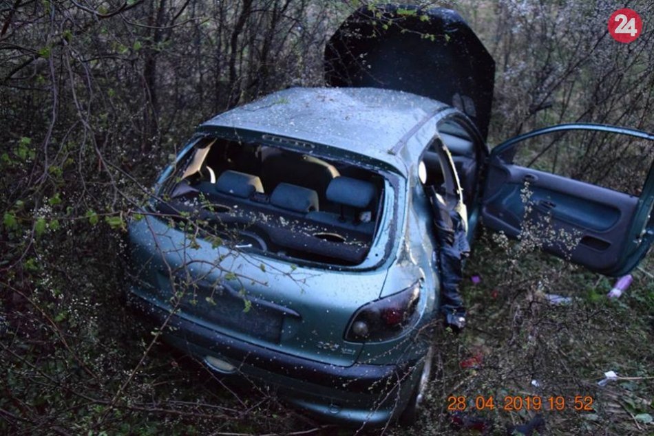 Ilustračný obrázok k článku Ružomberčanka (36) sadla za volant bez vodičáku: TAKTO to celé dopadlo! FOTO