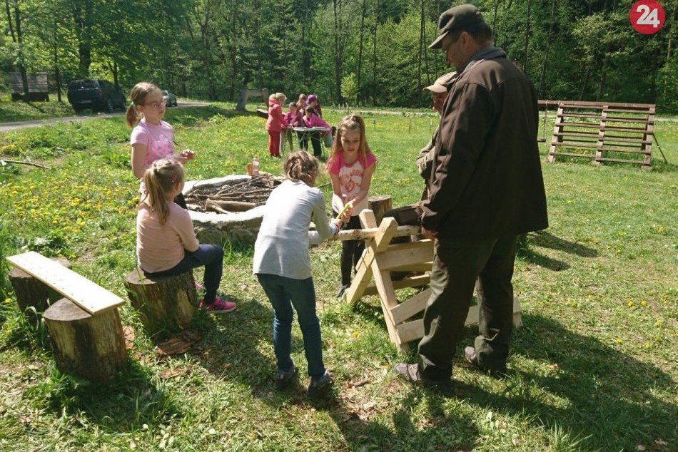 Ilustračný obrázok k článku Lesná škola Hilnné v Čermeľskom údolí má u detí úspech, FOTO