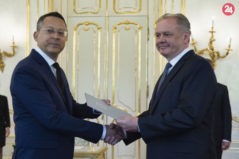 Ilustračný obrázok k článku Prezident vymenoval Ladislava Kamenického za ministra financií