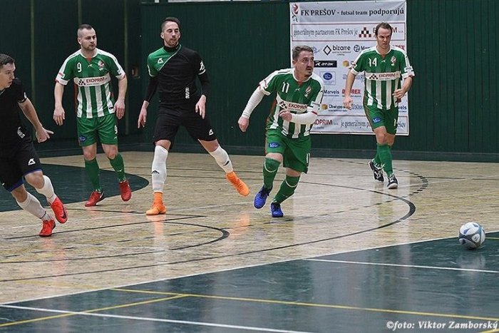 Ilustračný obrázok k článku FK Ekoprim Prešov má za sebou vydarenú sezónu: Opäť si zahrá najvyššiu súťaž