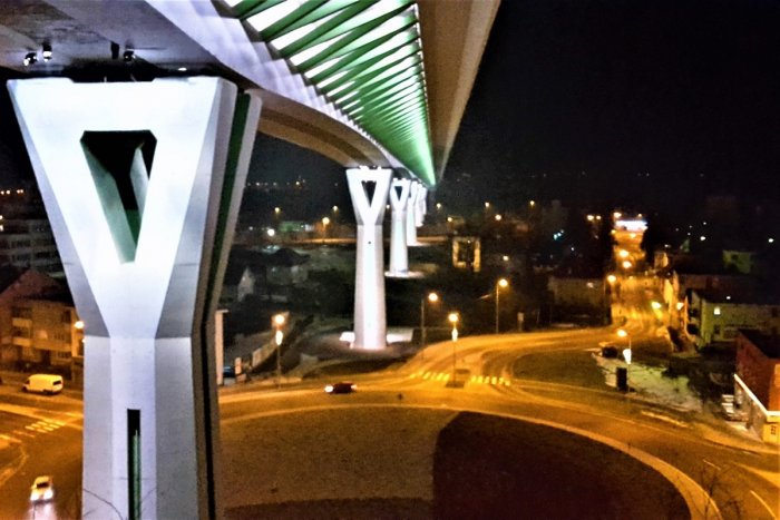 Ilustračný obrázok k článku Pripravme sa dopredu: V Považskej uzavrú ulicu a aj časť kruháča pod diaľnicou