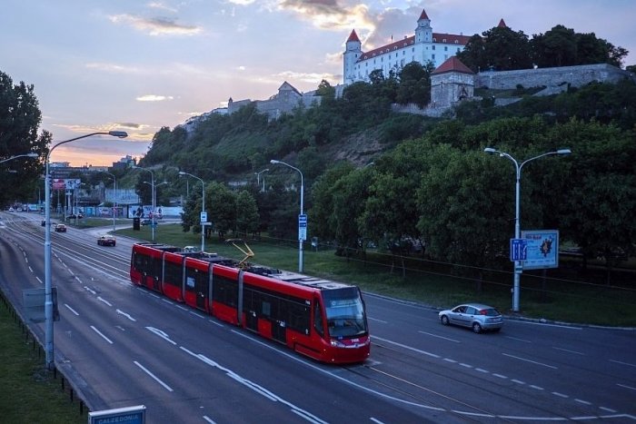 Ilustračný obrázok k článku Dopravný podnik upraví cestovné poriadky električiek a trolejbusov