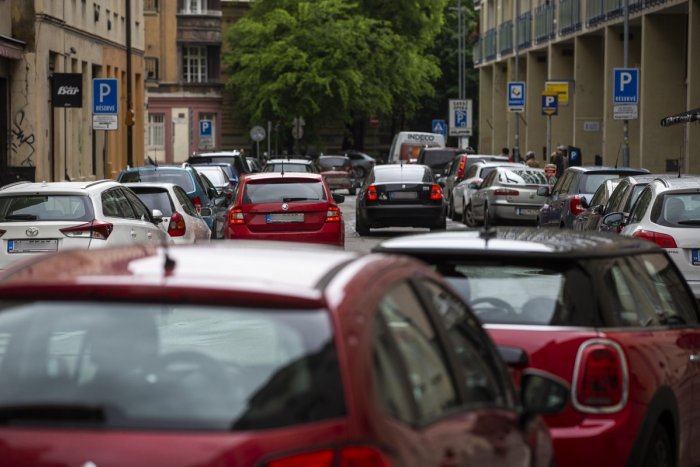 Ilustračný obrázok k článku K návrhu parkovacej politiky spísali Bratislavčania hromadnú pripomienku