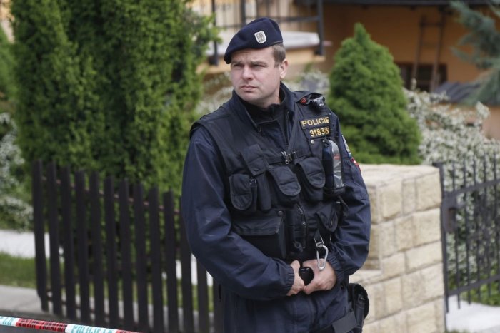Ilustračný obrázok k článku Polícia v Prahe opäť v pohotovosti: Anonym sa vyhráža streľbou na škole