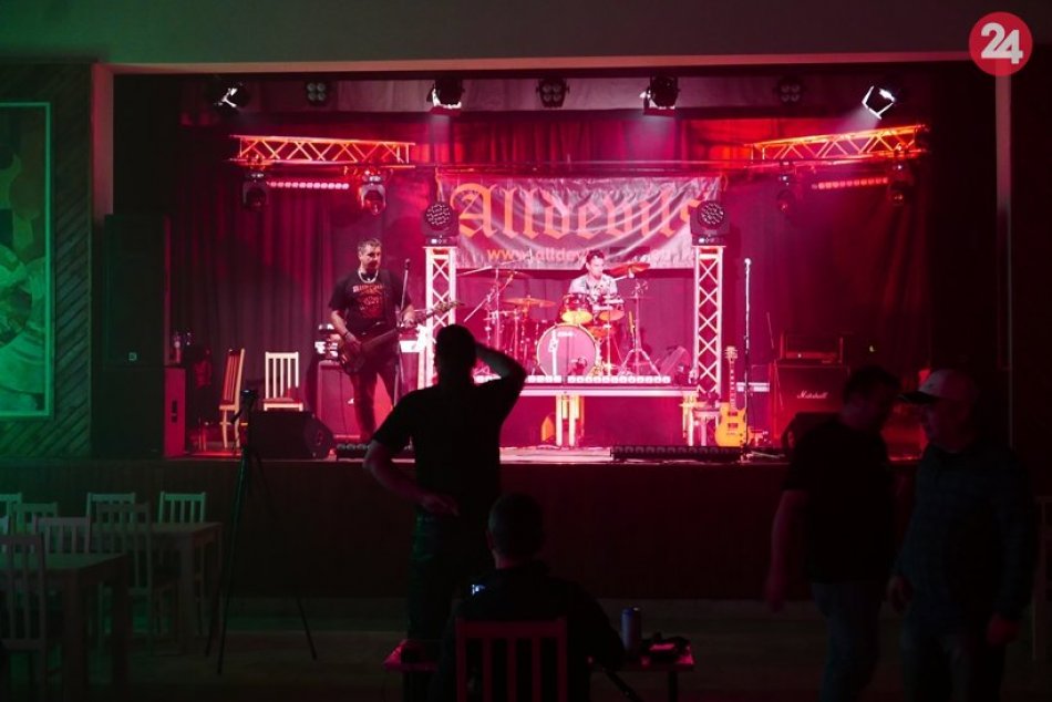 Ilustračný obrázok k článku Premiéra VIDEOKLIPU známej skupiny z nášho okresu: Čím je taký jedinečný? FOTO a VIDEO!