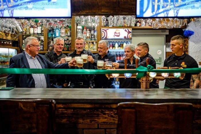 Ilustračný obrázok k článku Plzenská ponúka najkvalitnejšie pivo a nielen to: Krst žiarskeho podniku, FOTO a VIDEO