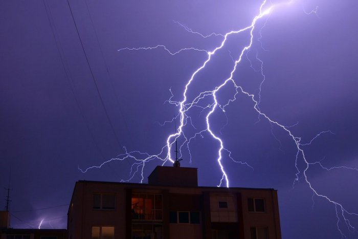 Ilustračný obrázok k článku Výstraha meteorológov: Popradský okres varujú pred búrkami