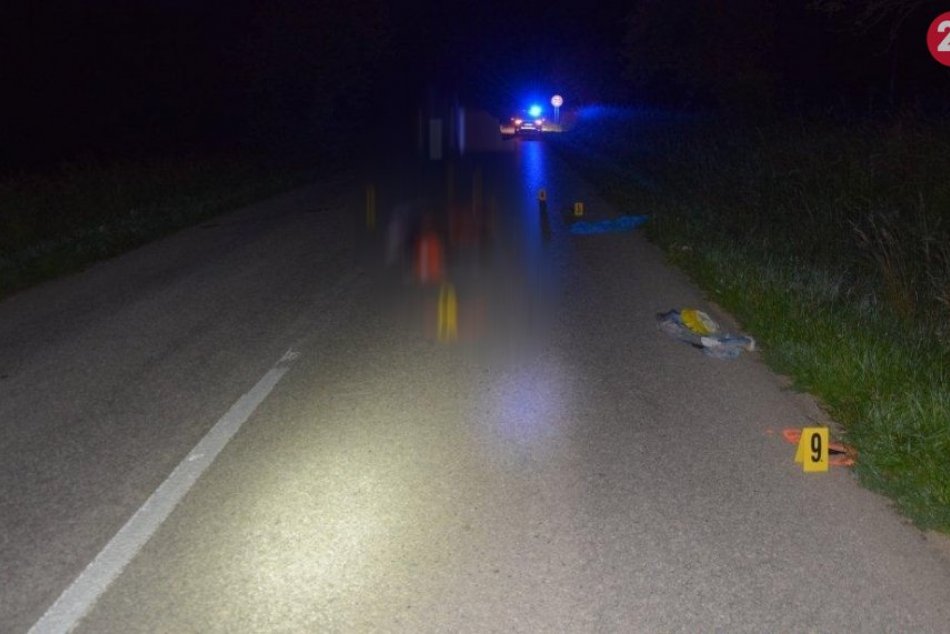 Ilustračný obrázok k článku Vážna nehoda pri Rožňave: Chodec (†31) zrážku s autom neprežil, FOTO