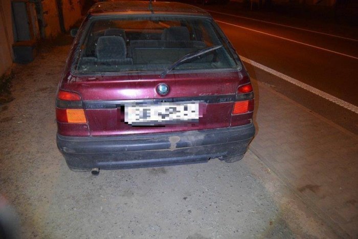 Ilustračný obrázok k článku Za toto mu hrozí až desať rokov: Bystrickí policajti našli odstavené auto, čo sa dialo? FOTO