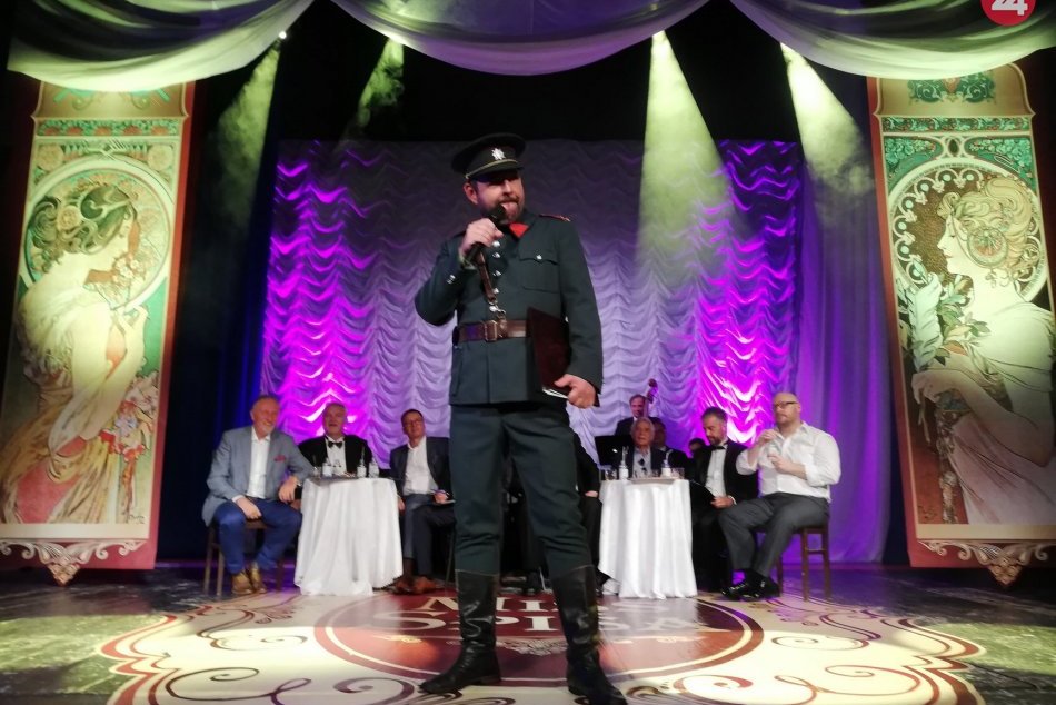 Ilustračný obrázok k článku Podarené hlášky moderátora Miss Spiša: Takto zabával publikum Michal Hudák