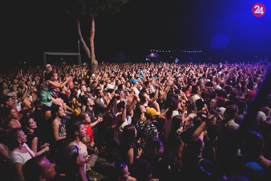 Ilustračný obrázok k článku LINEUP Dobrého festivalu do vrecka: Kedy presne hrajú Orphaned Land či Nocadeň?
