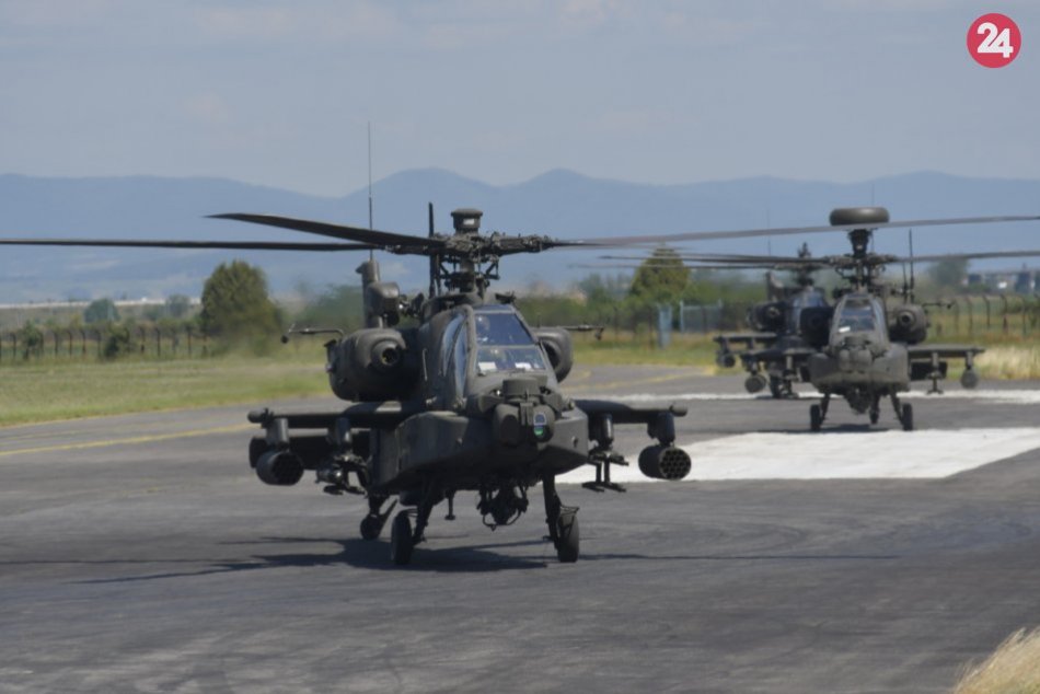Ilustračný obrázok k článku Cez Slovensko preletí sedem amerických vrtuľníkov: Absolvujú medzipristátie v Piešťanoch