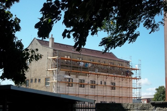 Ilustračný obrázok k článku Vo Veči opäť rozbehnú výstavbu: Pribudnú rodinné domy aj s parkovaním