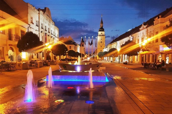 Ilustračný obrázok k článku Poslanci rozhodli: Trnava bude mať najvyššiu daň za ubytovanie na Slovensku