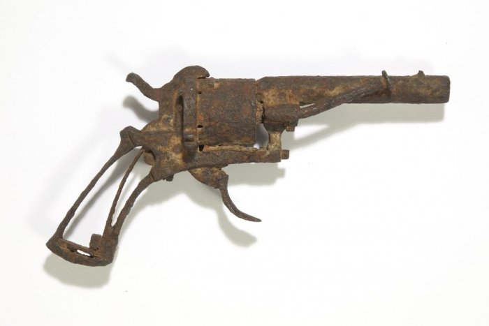 Ilustračný obrázok k článku Revolver, ktorým sa mal zastreliť Vincent van Gogh, predali za vyše 160-tisíc eur