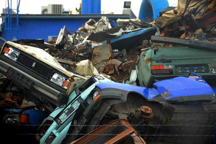 Ilustračný obrázok k článku Šaľa sa zbaví autovrakov: Mesto očistí firma z Bernolákova